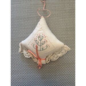 Vintage Handcrafted Lace Embroidered Pillow Decoration Christmas Ornament